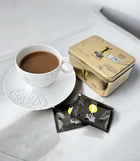 Découvrez le secret d'une silhouette affinée avec Slim Lux Coffee. ☕✨ Enrichi en L-Carnitine pour brûler les graisses e…